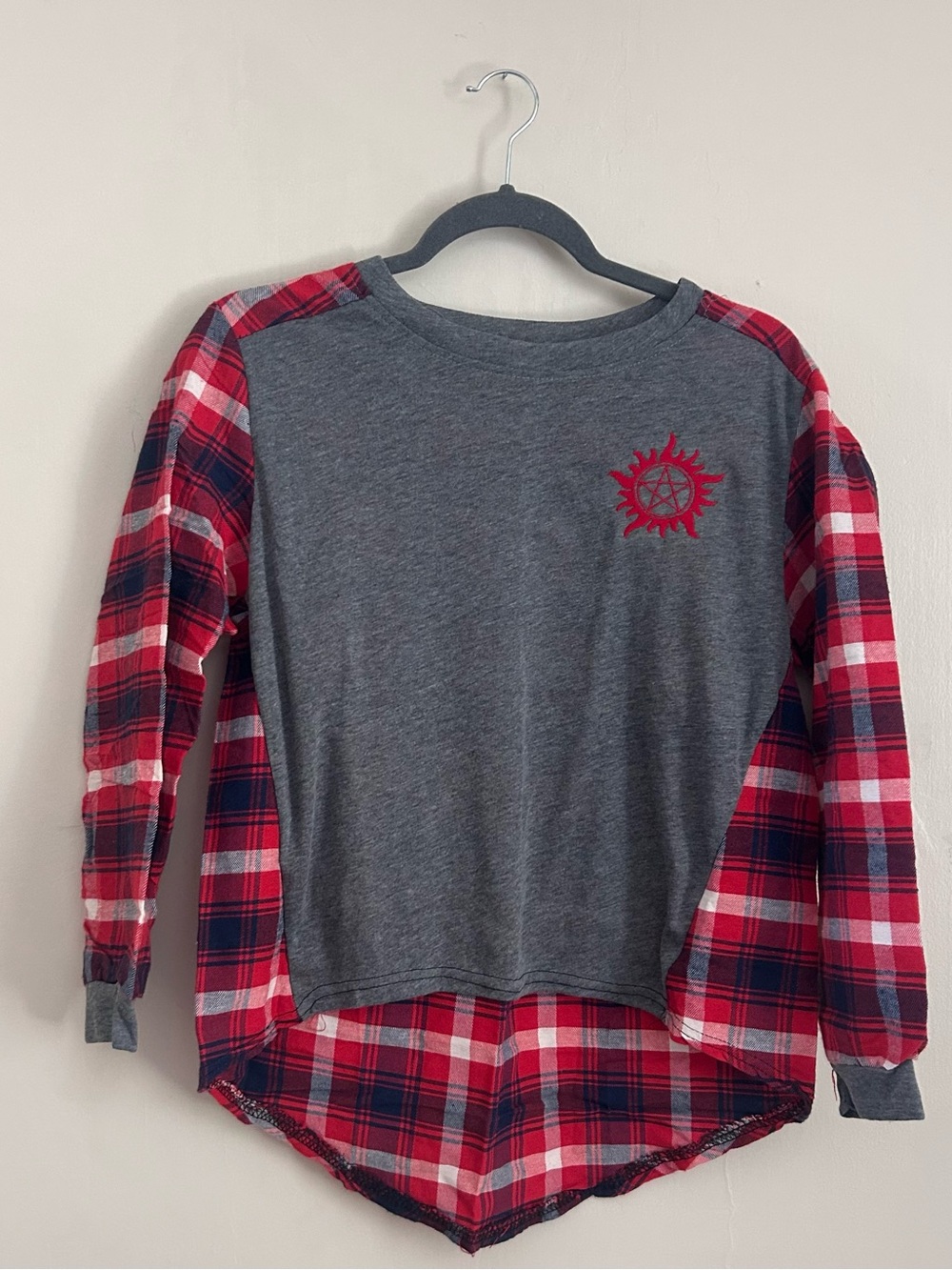Girls' Grey Knit Top with Red Plaid Long Sleeves